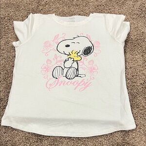 Peanuts White Girls Tee with Snoopy & Pink Floral Accents juniors size large